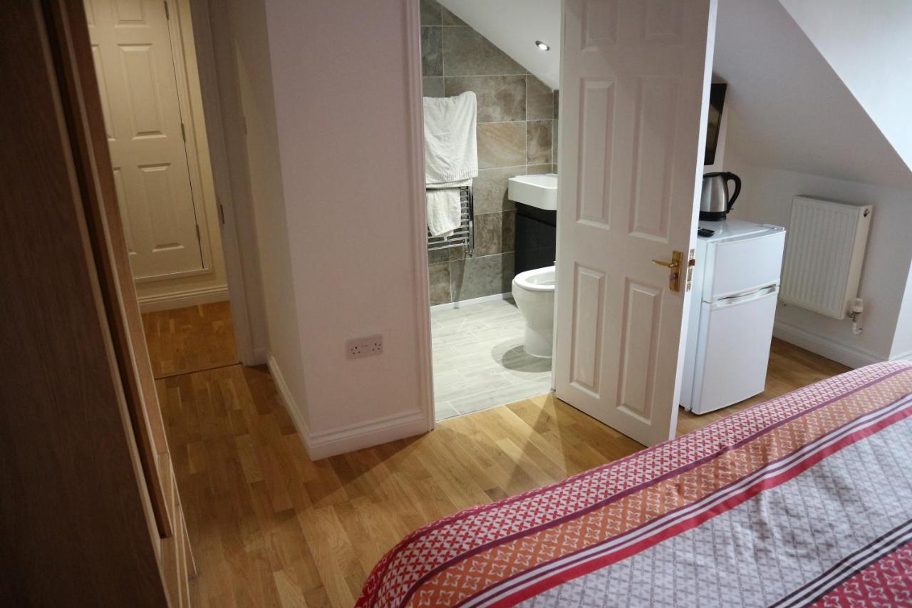 Homeside B&B Silverstone Kültér fotó