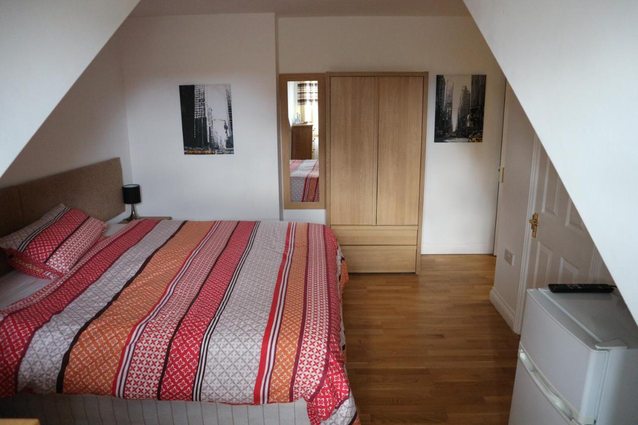 Homeside B&B Silverstone Kültér fotó